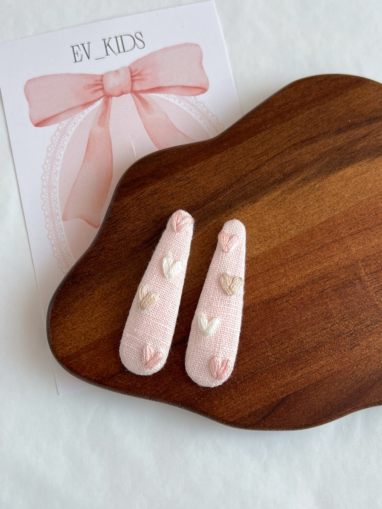Clame „Sweet Heart” - broderii roz pudrat