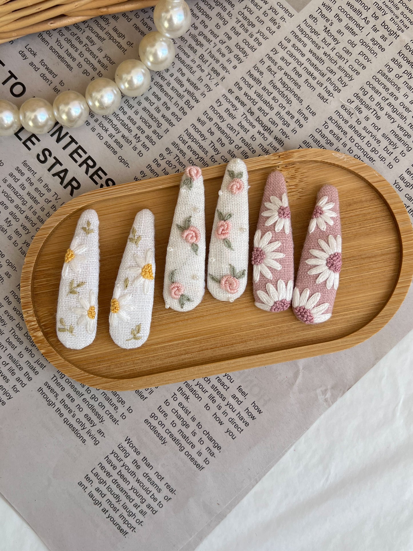 Clamă brodată «Floral Bloom»