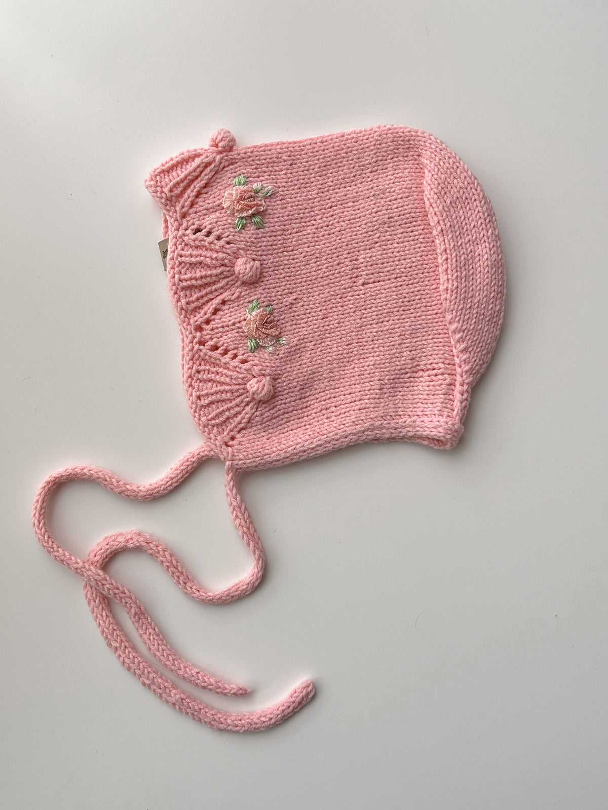Căciuliță cu broderie manuală