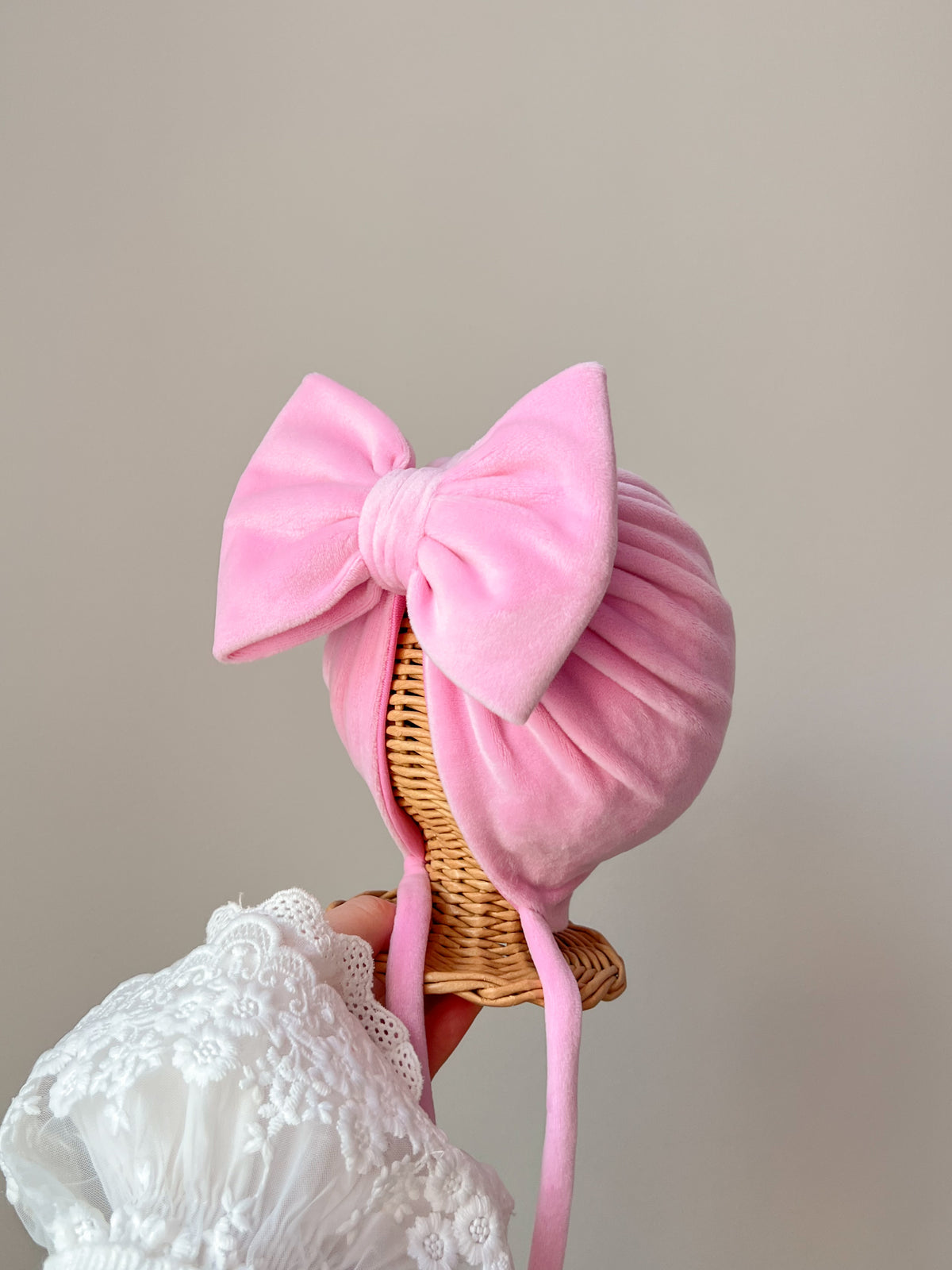 Turban din velur cu fundiță